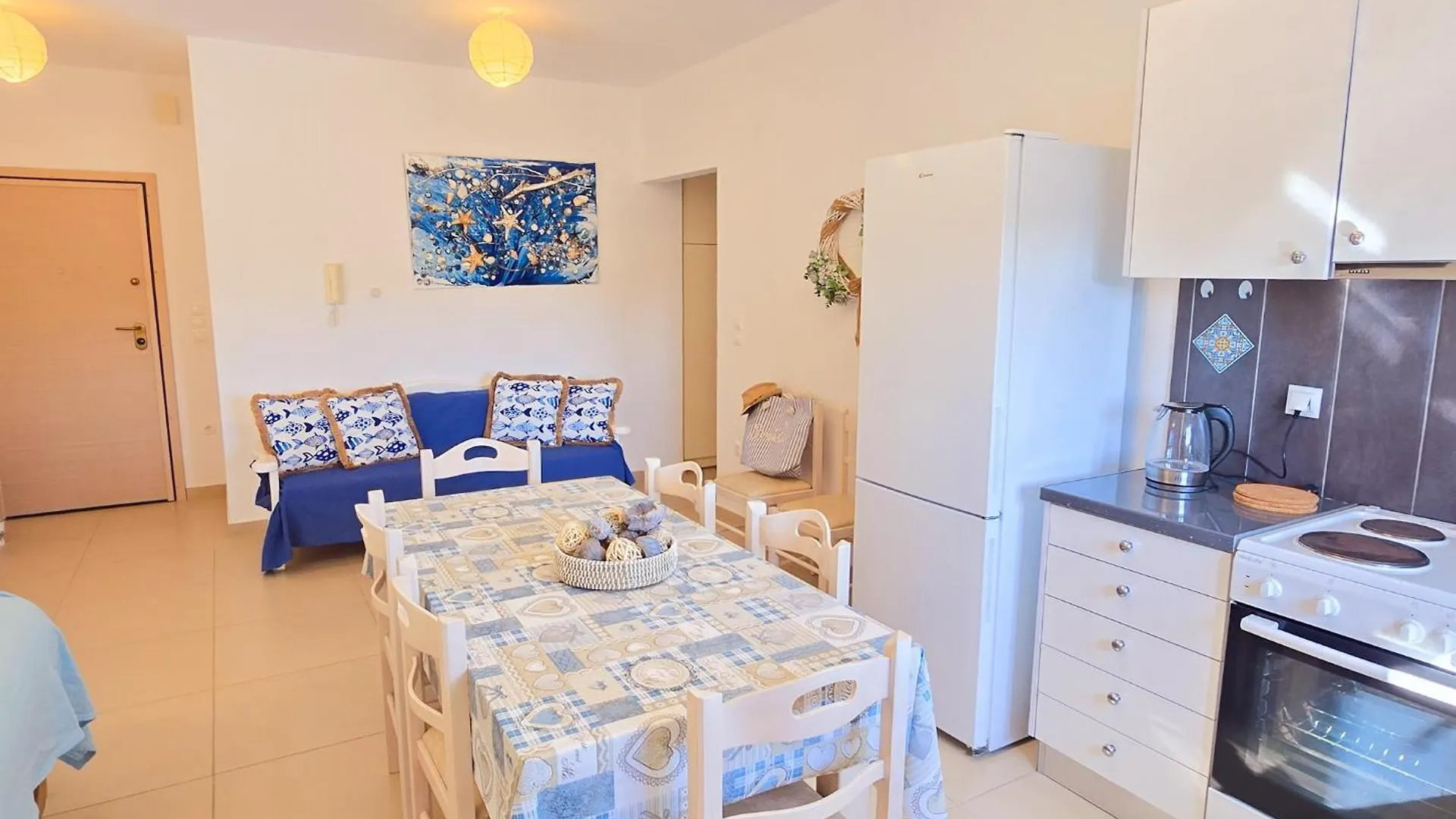 Lakithra Apartments