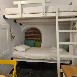 cute-mykonos-downtown-studio.hotels-in-mykonosisland.net/