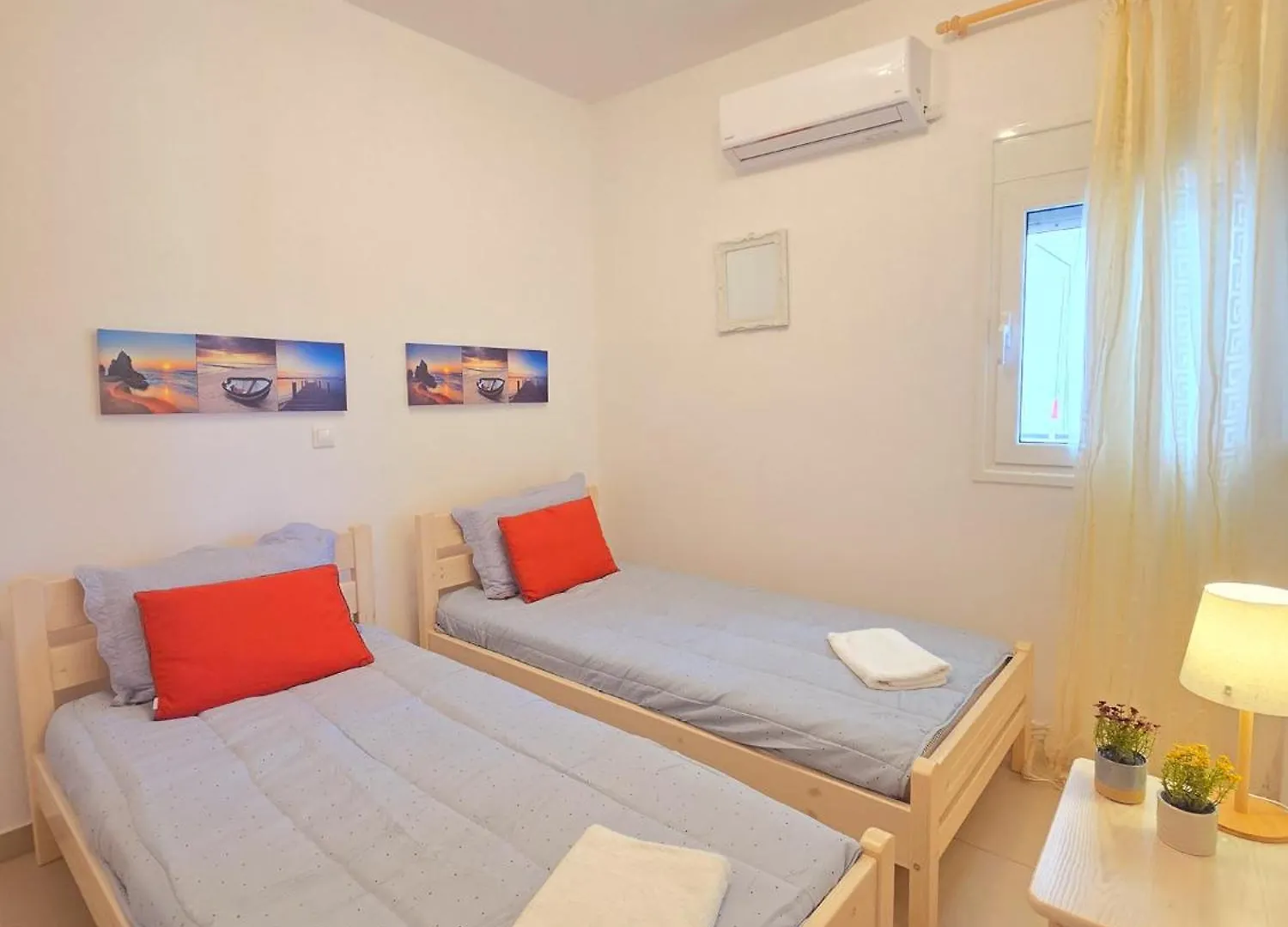 Lakithra Apartments